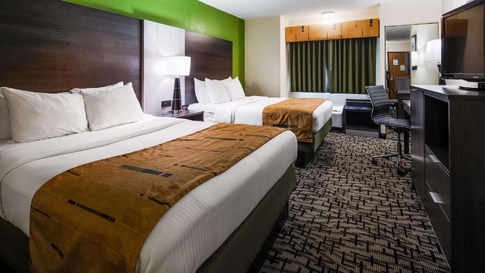 Best Western Crown Inn & Suites - Batavia Image 11